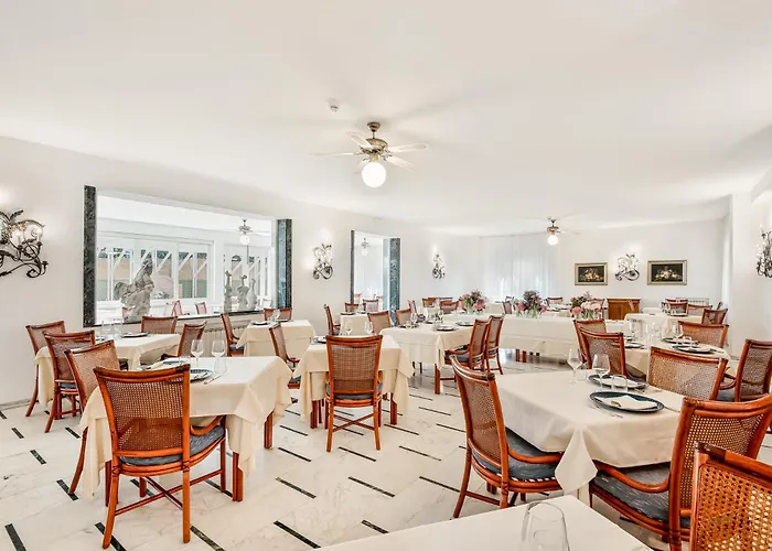 President Hotel
