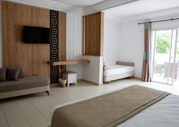 Zodiac Hotel & Aqua Park