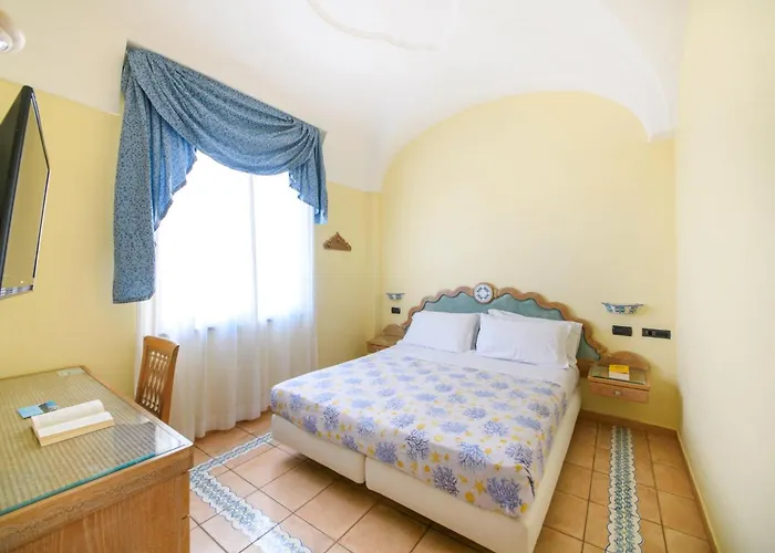 Hotel Punta Imperatore
