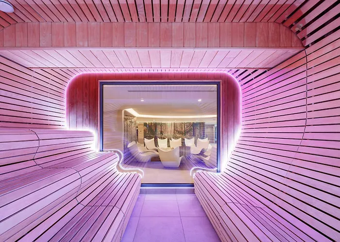 Tavel Hotel&SPA