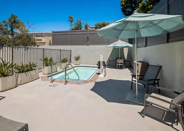 Quality Inn & Suites Hermosa Beach