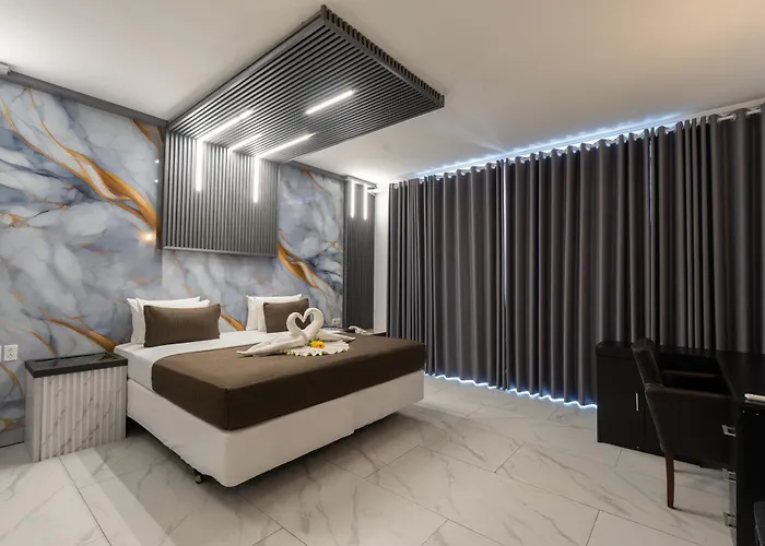 Hotel Elegance Nv