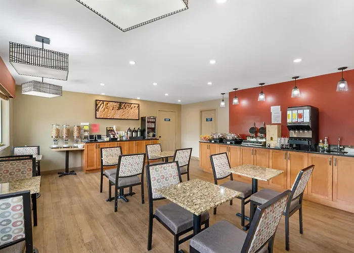 Surestay Plus Hotel By Best Western Salmon Arm
