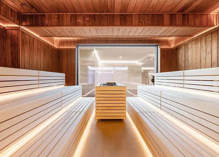 Tavel Hotel & Spa