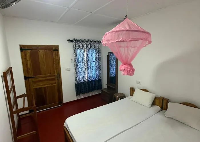 U New Guest House