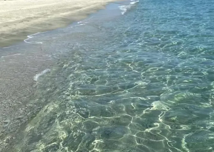 Les pieds dans l eau de Betty Ghisonaccia plage 50 m