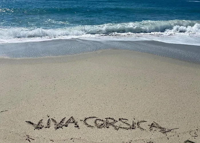 Les pieds dans l eau de Betty Ghisonaccia plage 50 m
