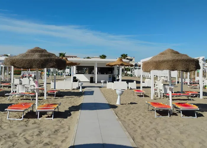 Aurora Beach & Suite