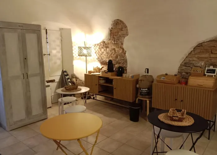 Demivie Guesthouse