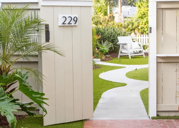 Adorable Octopus Hideaway 2 Min Walk To The Beach!