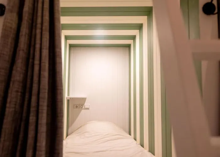 Hostel La Smala