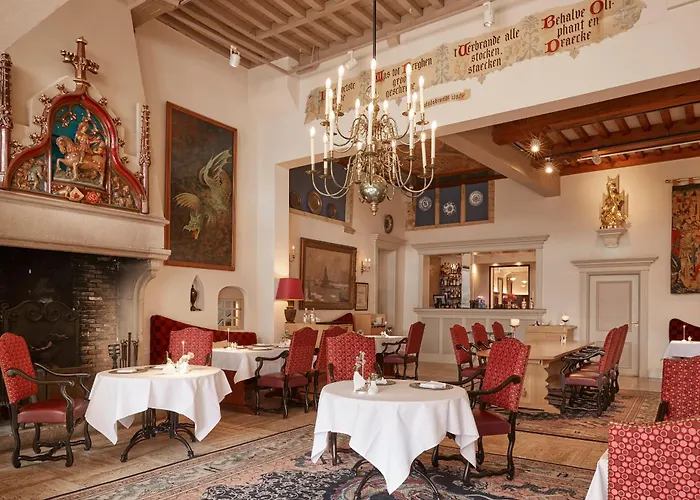 Grand Hotel En Residence De Draak