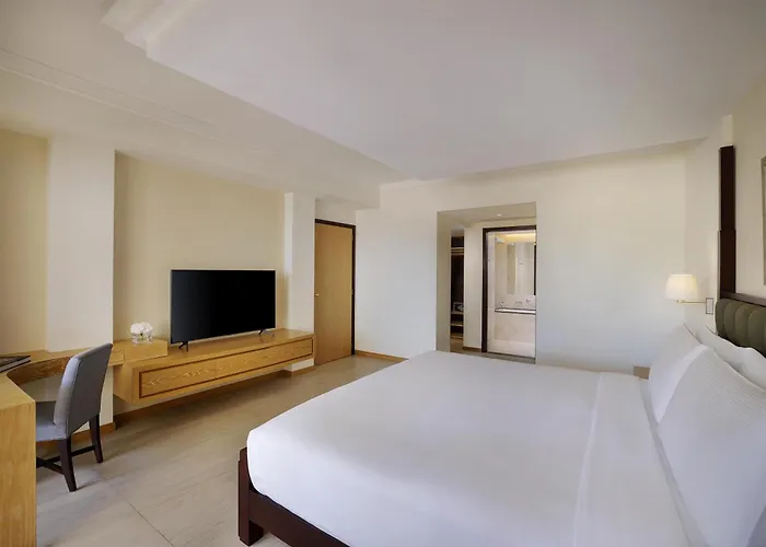 Hilton Muscat Al Bandar