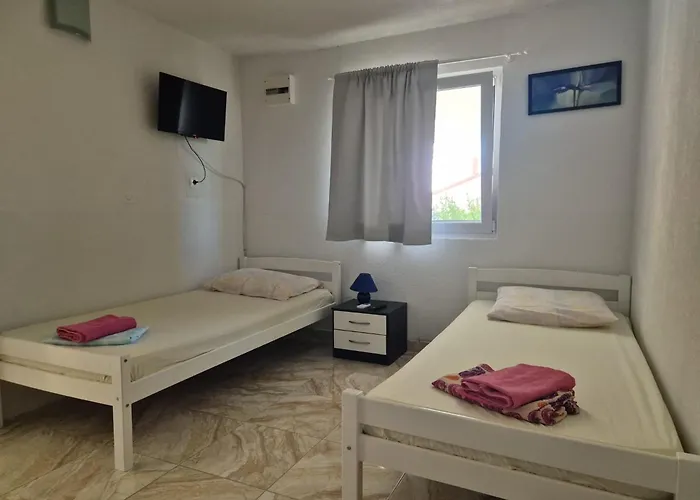 Apartments Kresic