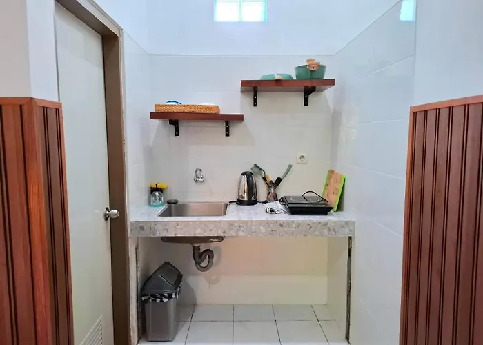 Manda Homestay