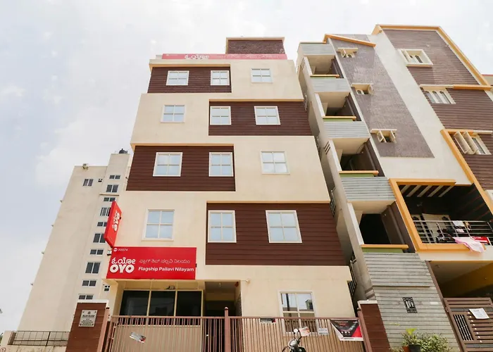 Super Hotel O Pallavi Nilayam