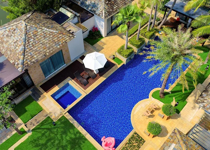 Grand Metropark Villa Resort Sanya Yalong Bay