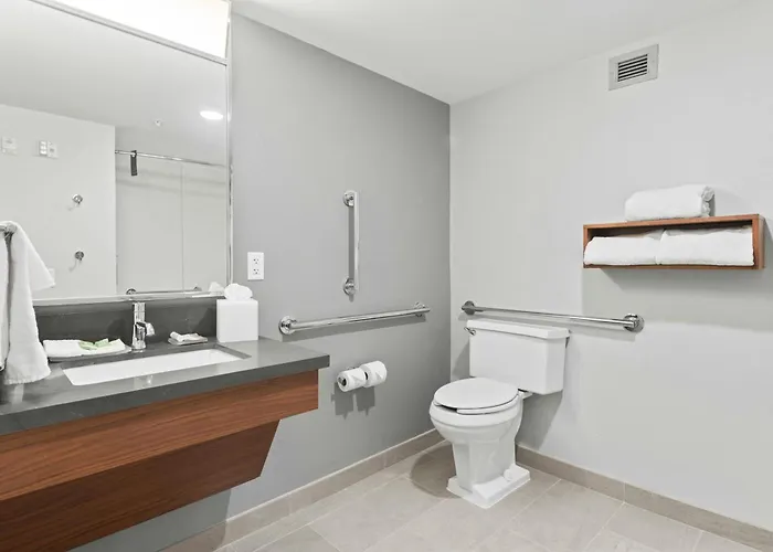 Courtyard By Marriott Columbus