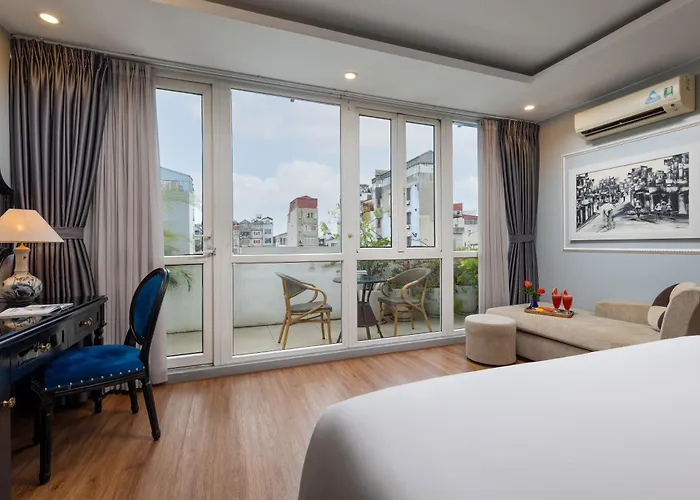 Golden Amour Hotel