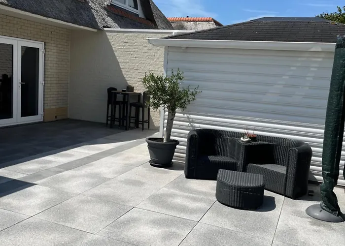 Beach bungalow Hellevoetsluis