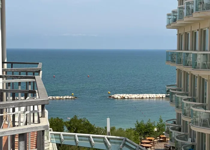 Avra Boutique Hotel - Rock Crystal