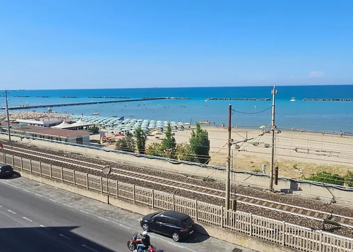 appartamento palombina vista mare