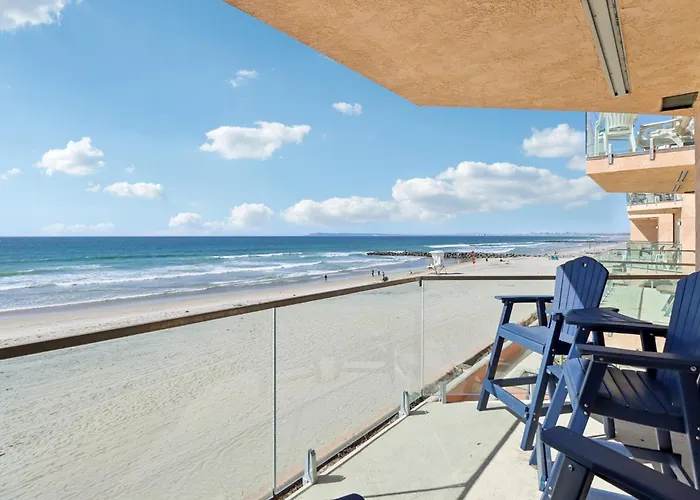 Modern Coastal Escape Breathtaking Ocean