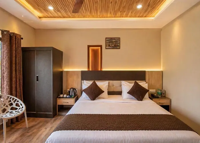 Jungle Nest Retreat Resort