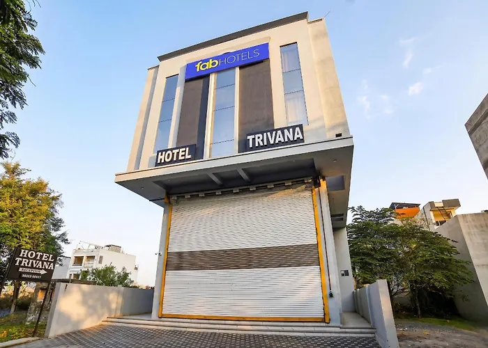 Fabhotel Trivana, Mahalaxmi Nagar