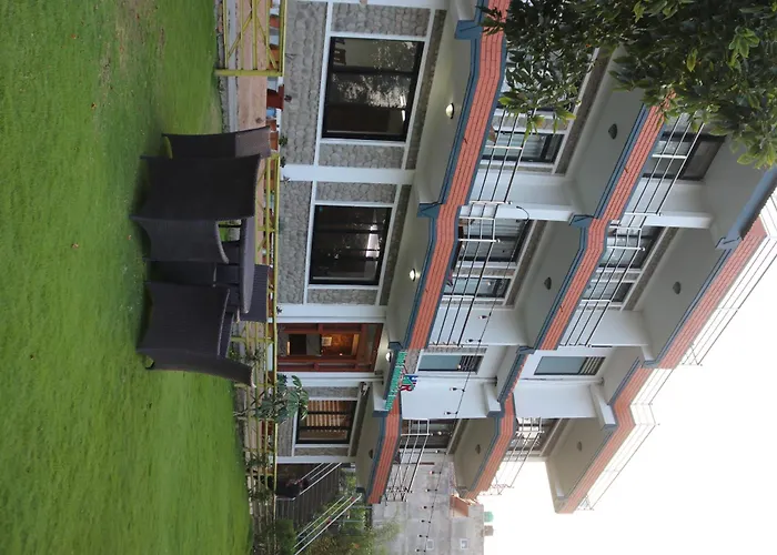Hotel Indrawoti And Resort