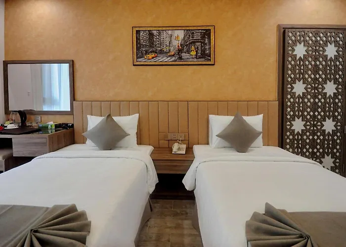 Violet Hotel 2