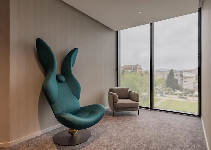 Hotel Cube