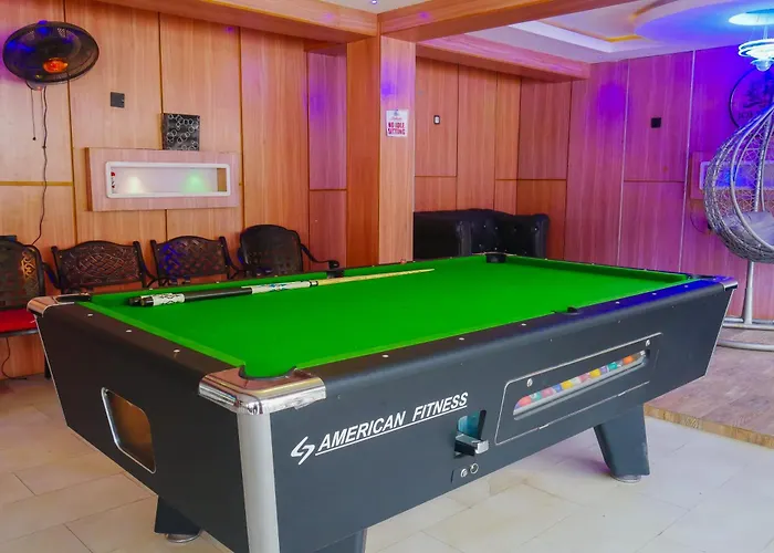 Joebrown Palace Hotel & Suite