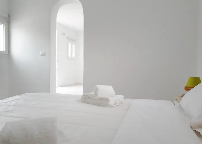 Almond Deluxe Suite