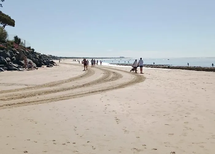 Coqueto apartamento cerca de la playa