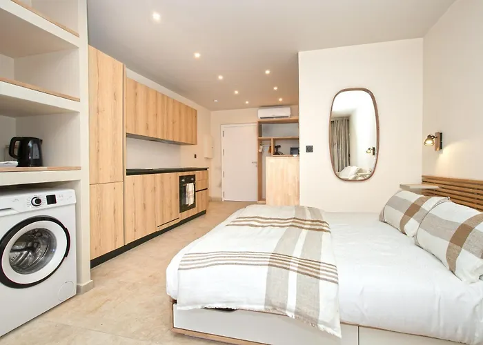 6 Beachfront Apartments With Terrace & Direct Beach Access