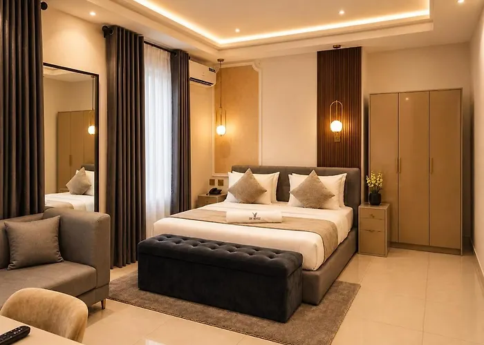 No 5 Hotel