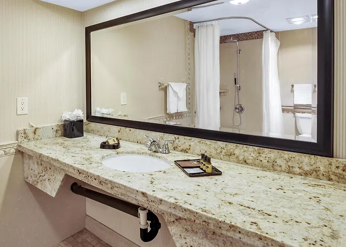 Best Western Plus Redondo Beach Inn