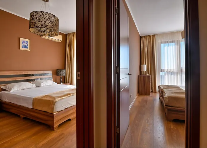 Apart Hotel Golden Line