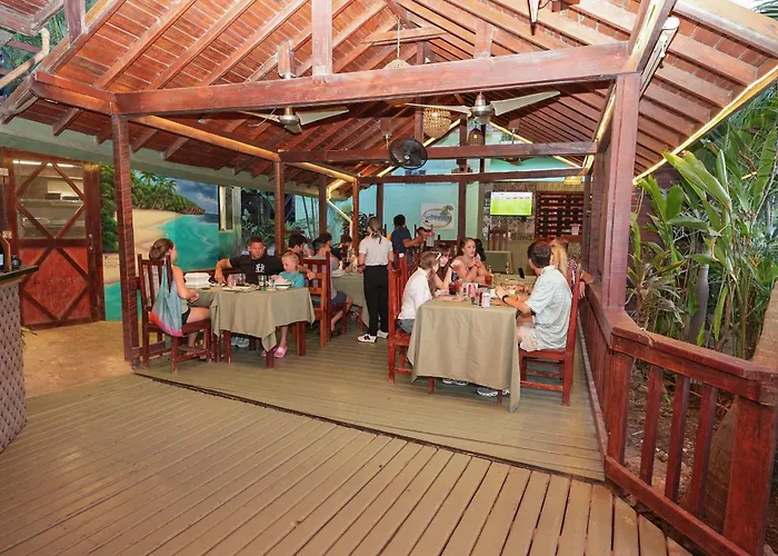 West Bay Lodge And Spa