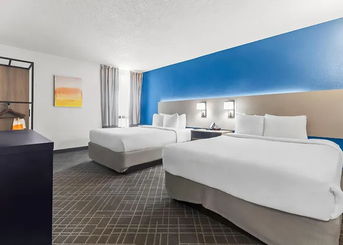 Comfort Inn & Suites Evansville Airport