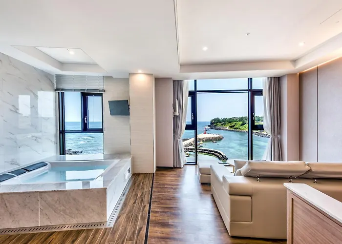 Dyne Oceano Hotel