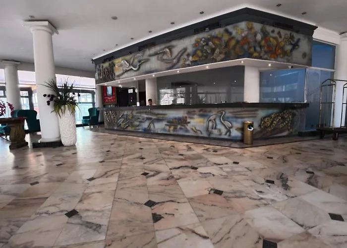 Gran Hotel Santa Cruz