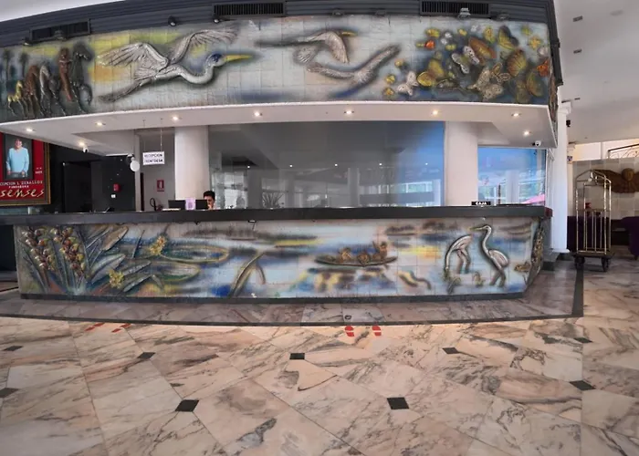 Gran Hotel Santa Cruz