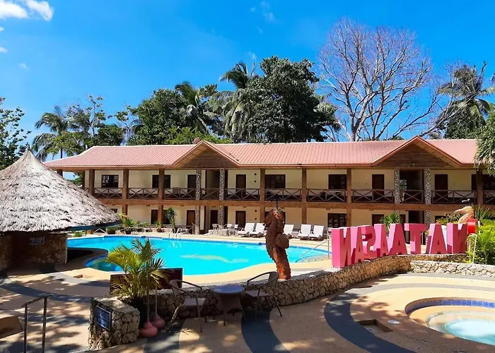 Nataasan Beach Resort And Dive Center