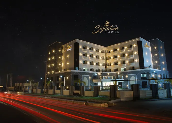 De Signature Tower Hotel & Suites