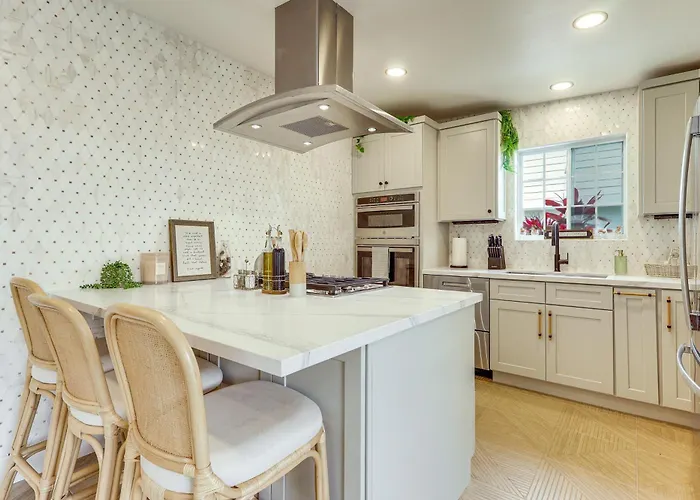 Shop, Dine, Walk To Ocean! San Clemente Retreat