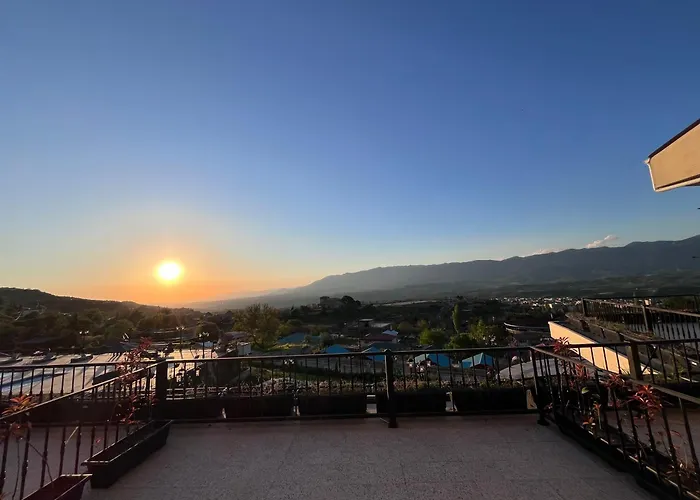 Crixus Hotels Sarsing