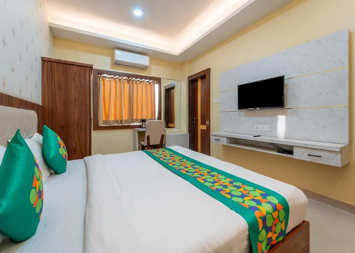 Cosmos Zorba Hotel, Hoshangabad Road