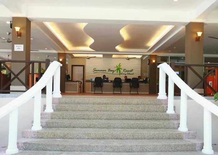 Summer Bay Resort Lang Tengah Island